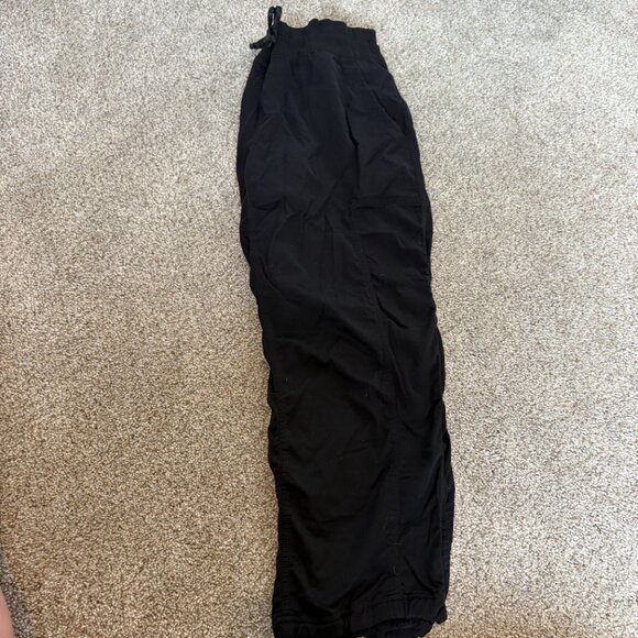 The North Face Black Nylon Capri Cropped Hiking Pants Crop Joggers Medium - Picture 2 of 12